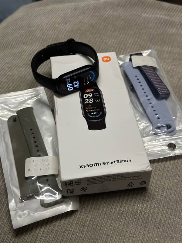 Xiaomi Mi Band 9 Global with extra bands 0