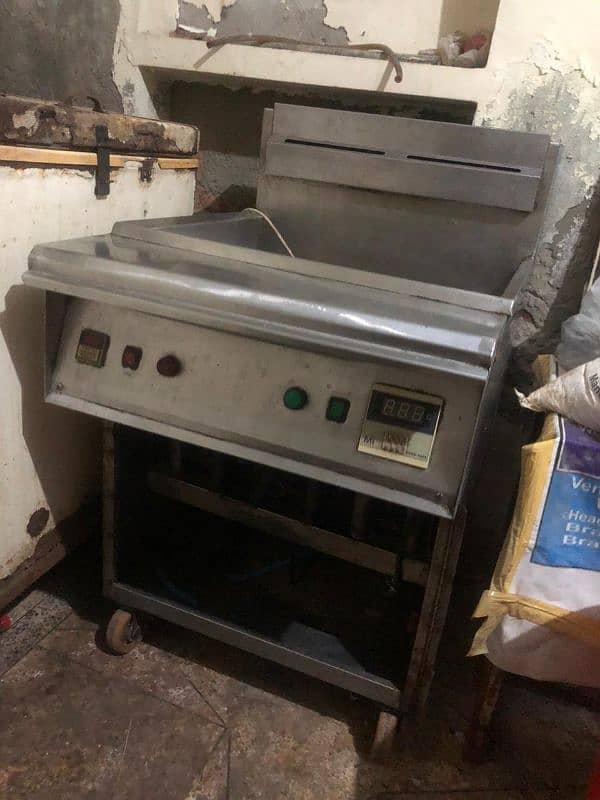 automatic broast frier 0