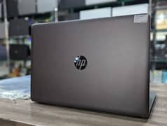 HP 250 G5 15.6" Inch HD Screen Core i5-6th Gen/8GB DDR4 Ram 128 GB SSD