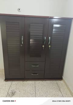 3 Door Cupboard l Real pics Very good condition