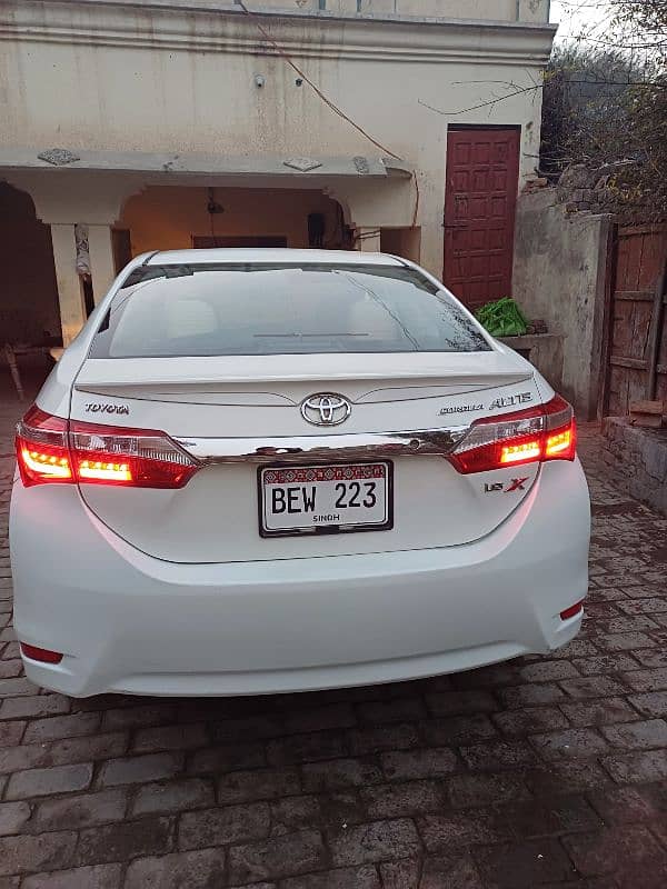 Toyota Corolla Altis 2016 3