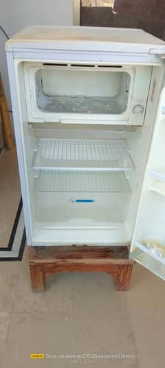 "TOSHIBA" ROOM FRIDGE FOR URGENT SALE