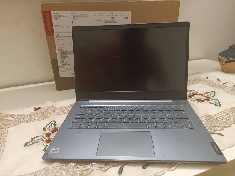 Lenovo ThinkBook 14-IML Core i5-10210U Gen 10 256GB SSD 8GB 14″ 5