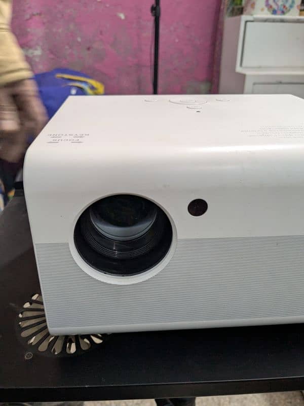 Android Projector HD 1080p for Sale 1