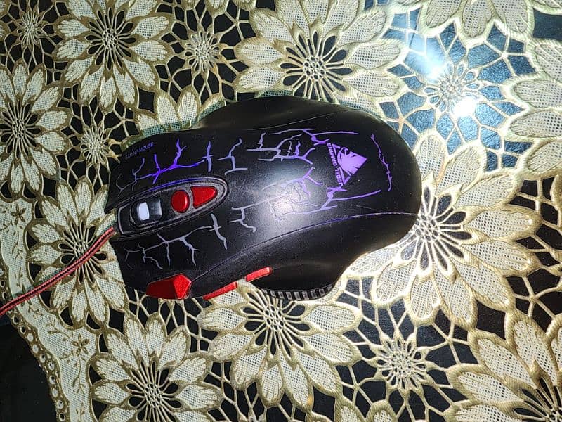 Gaming mouse 8