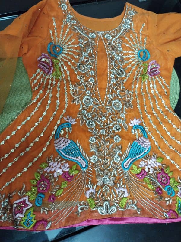 mehndi dress 2