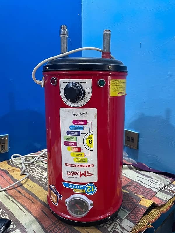 12 Liter Electric gyser 1