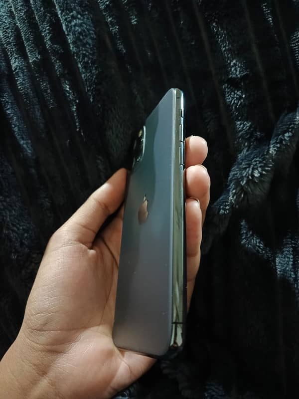 Iphone 11 pro 64gb Factory unlock 2