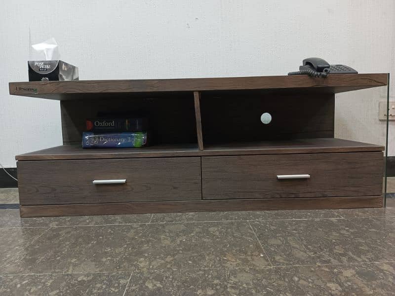 INTERWOOD COMPANY TV STAND 1