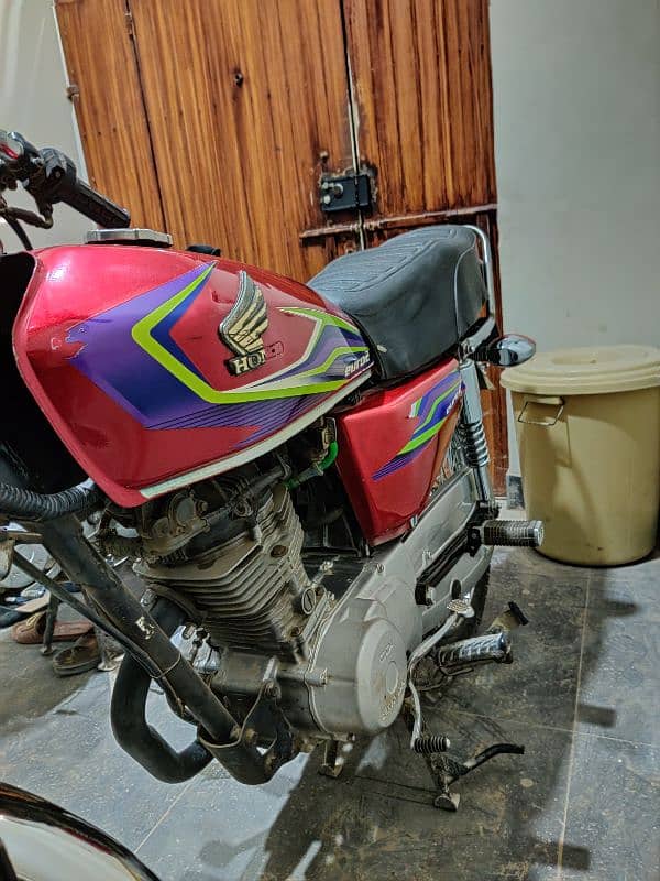 Honda cg 125 Karachi number 6