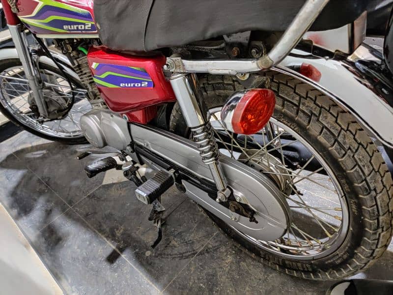 Honda cg 125 Karachi number 8