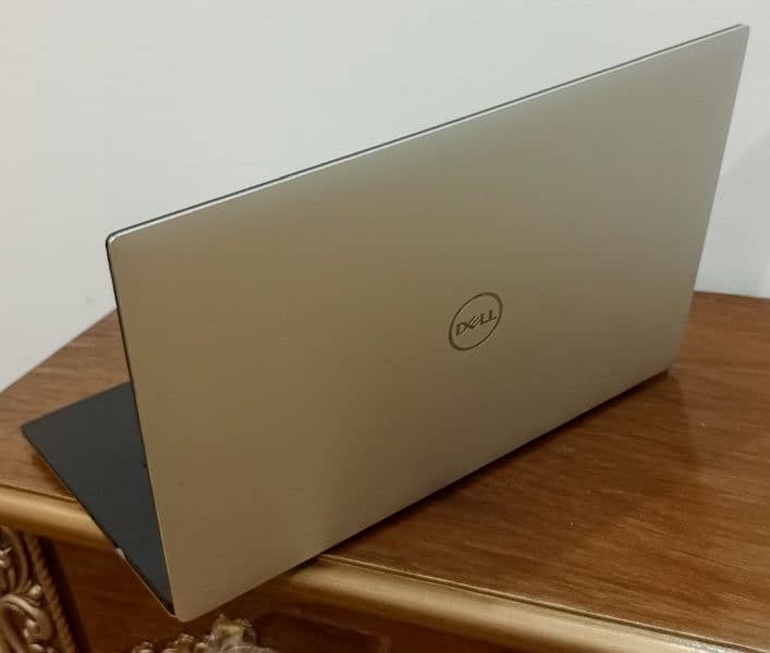 Dell Precision 5540 i7_9th Gen 16GB Ram 4GB Nvidia GDDR5 Graphics 1