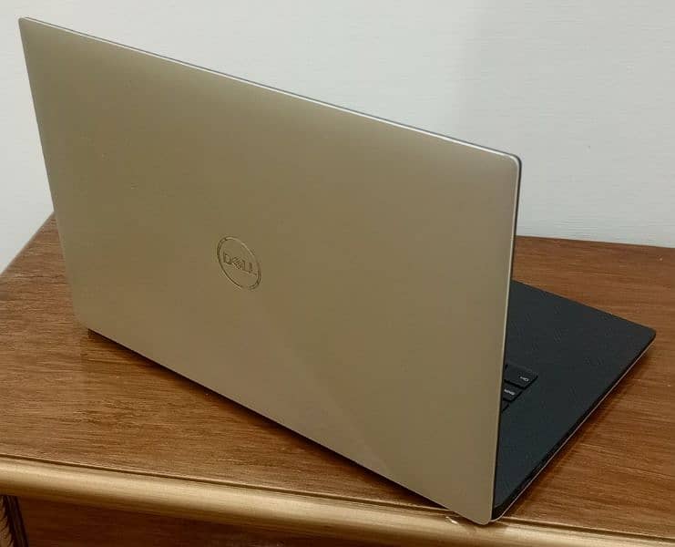 Dell Precision 5540 i7_9th Gen 16GB Ram 4GB Nvidia GDDR5 Graphics 8