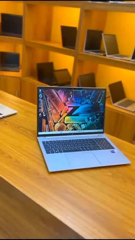 Hp Probook Aero 635 g7 ulta slim Ryzen5 4500u 6 core Procesor FHD 16GB 3