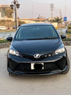 Toyota Vitz 2015