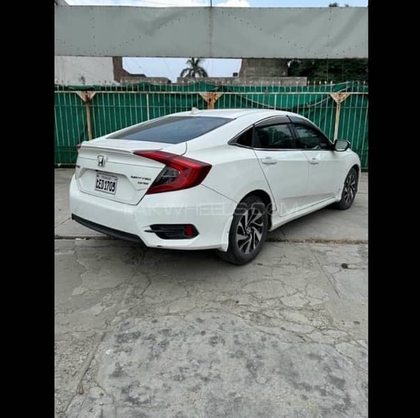 Honda Civic Oriel 2017 3