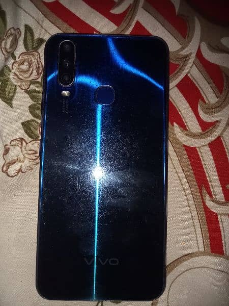 Vivo y15 4/64 urgent sale 1