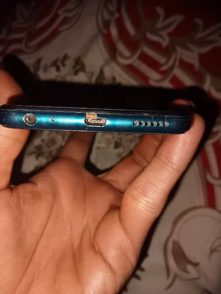 Vivo y15 4/64 urgent sale 3