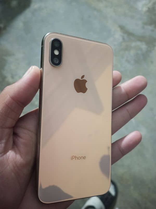 I phone xs 64 gb Not any issue 0