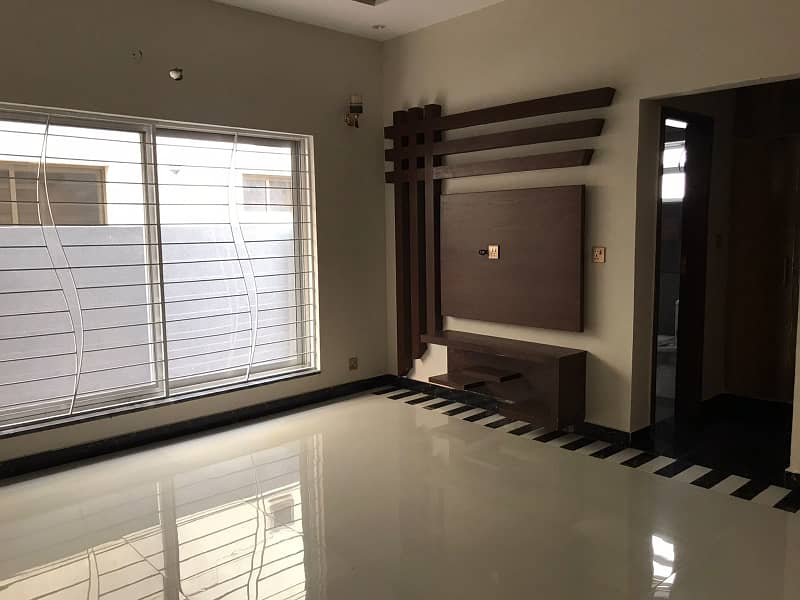 8 Marla House For Rent In Ali Block Bahria Town Lahore 18