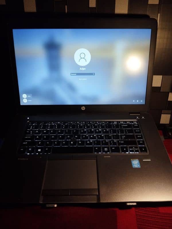 HP EliteBook - 512 SSD & 12GB Ram 2