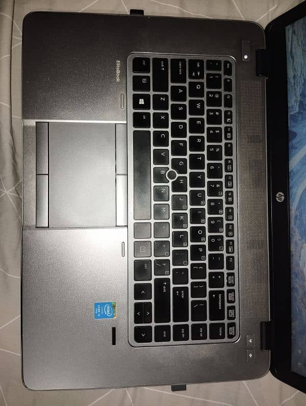 HP EliteBook - 512 SSD & 12GB Ram 4