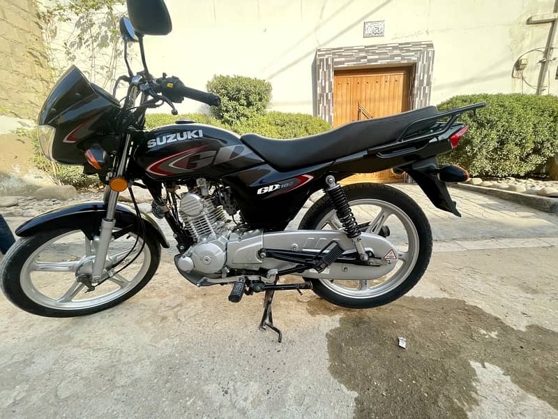 Suzuki GD 110S Karachi Registered 2022/2023 4