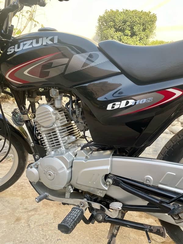 Suzuki GD 110S Karachi Registered 2022/2023 9