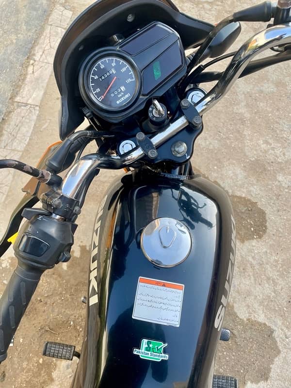 Suzuki GD 110S Karachi Registered 2022/2023 13