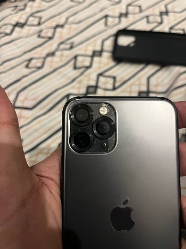 iphone 11 pro (64) Non-PTA 1