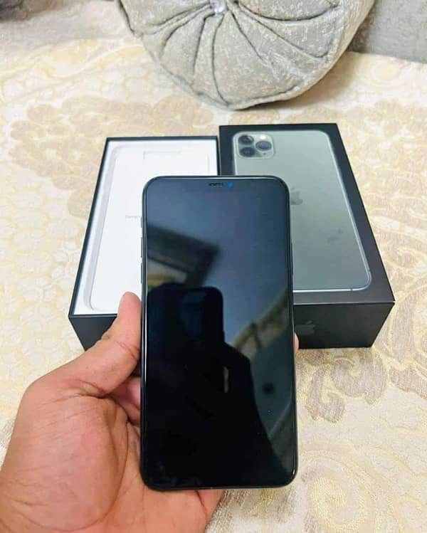 IPhone 11 Pro Max 256gb HK PTA Approved 1