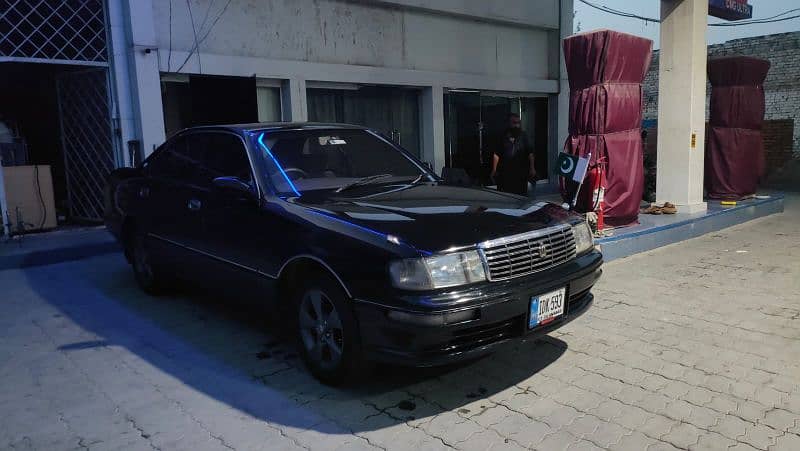 Toyota Crown 1995 registered 2005 1