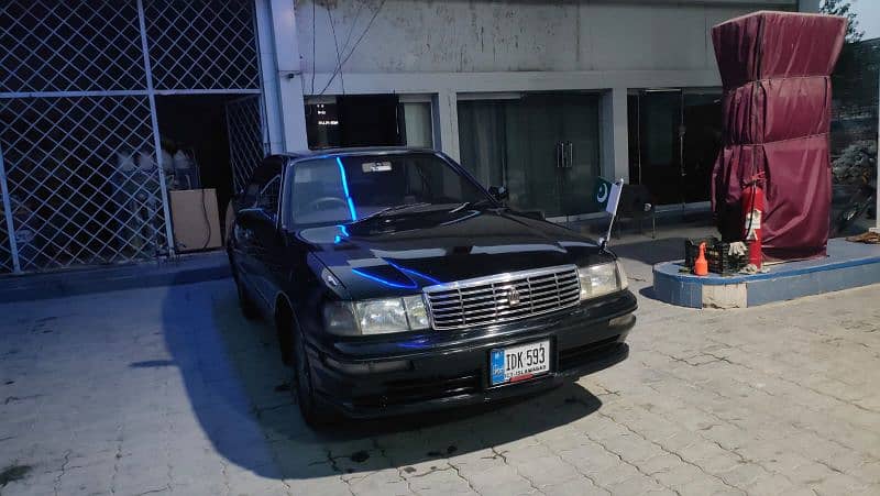 Toyota Crown 1995 registered 2005 2