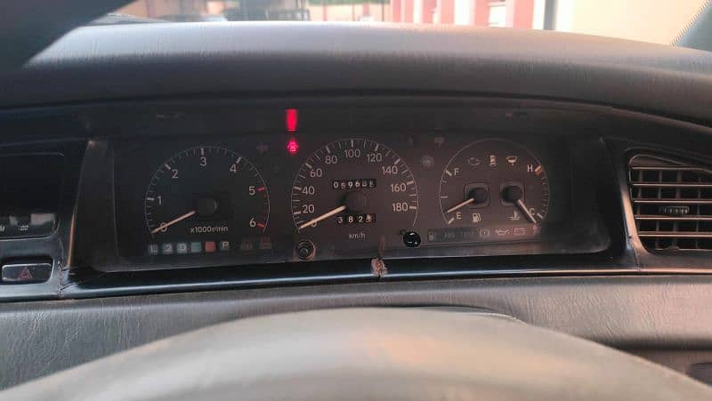 Toyota Crown 1995 registered 2005 9