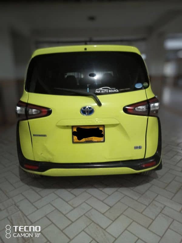 Toyota Sienta 2015/20 4