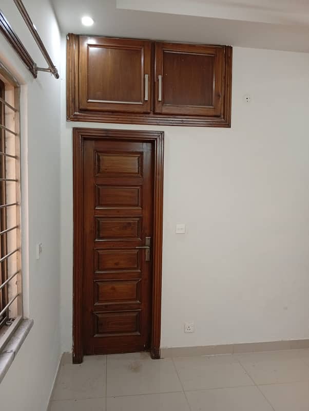 4marla 2beds tv lounge kitchen attached baths neat clean upper portion for rent in G 13 4 islamabad 7