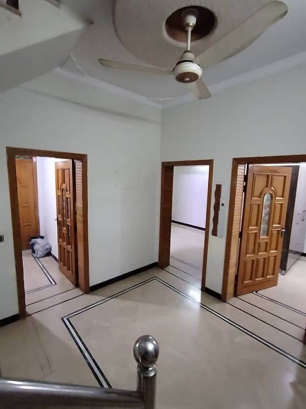 4marla 2beds tv lounge kitchen attached baths neat clean upper portion for rent in G 13 4 islamabad 1