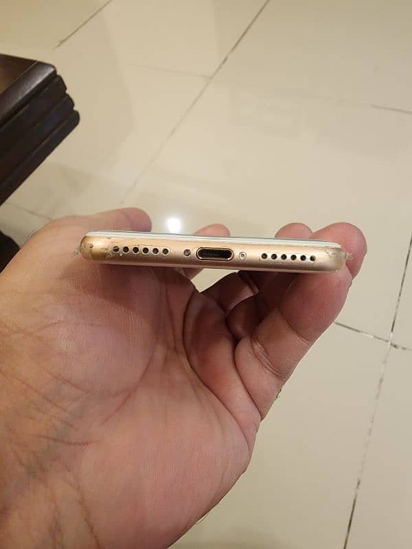 Iphone 8. Rose Gold. PTA approved. 64GB. exchange possible. 5