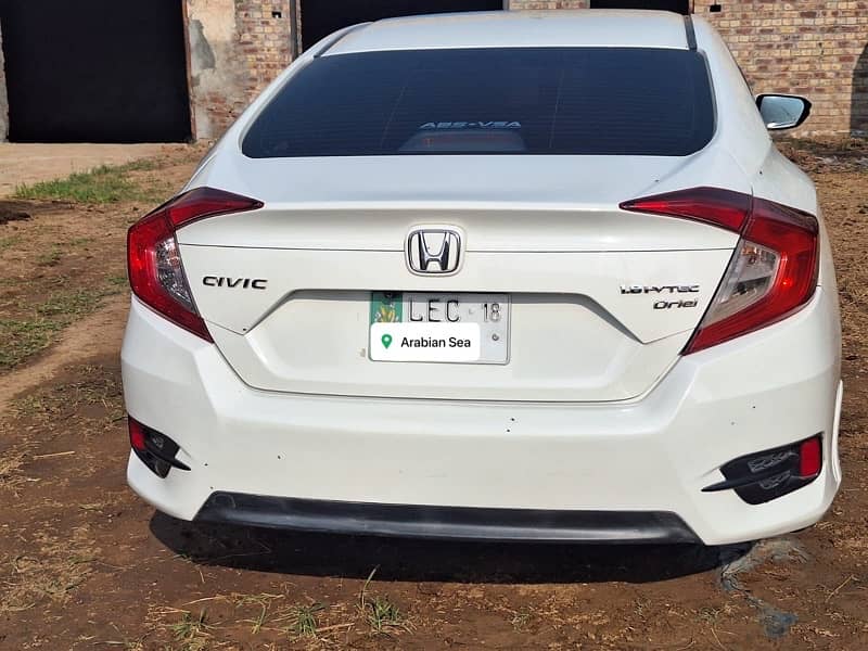 Honda Civic 2018 1