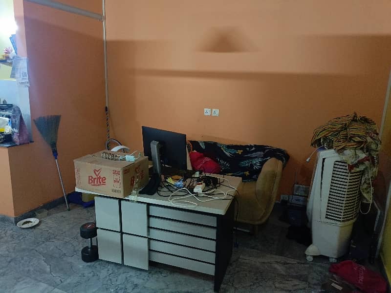 6,Marla 3Th Floor Flat Available For Office Use In Johar Town Near Expo Center 2