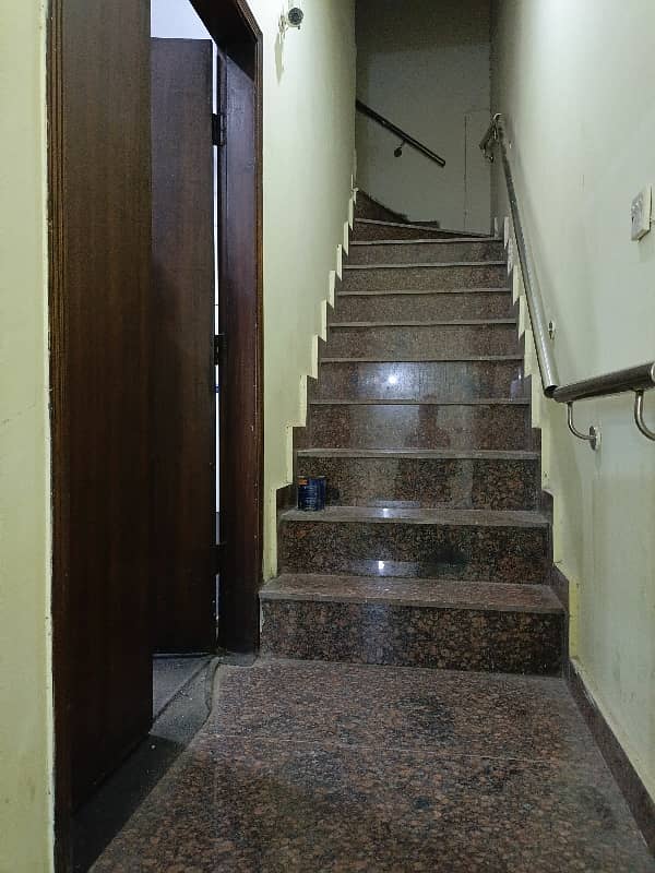 Hot Offer 6,Marla Beautiful Fist Floor Hall Available For Rent In Johar Town Near Emporium Mall 13