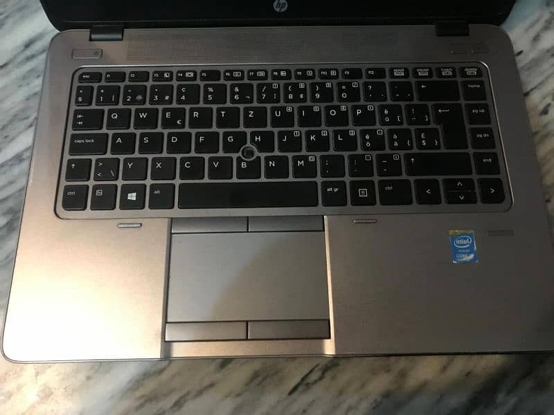 Hp laptop 4