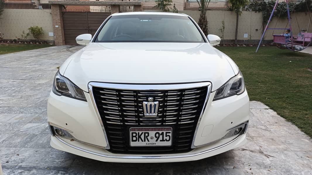 Toyota Crown 2013/17 Royal Saloon 0