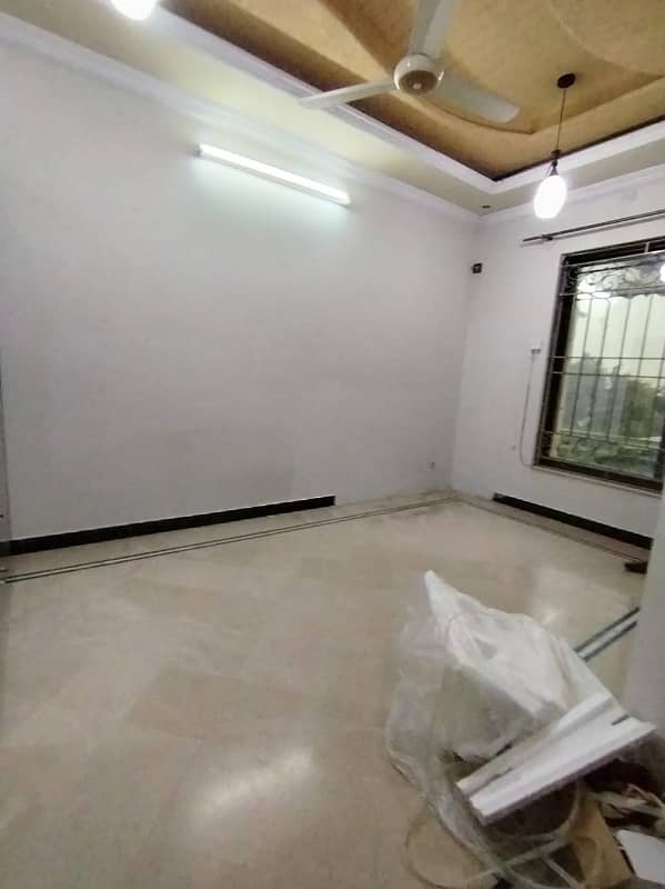 10marla 3beds DD TV lounge kitchen attached baths neat clean upper portion for rent in G 13 1 Islamabad 5