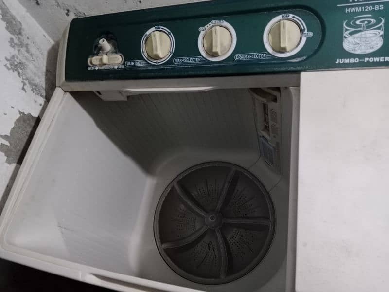 12kg Haier brand  full size machine 4