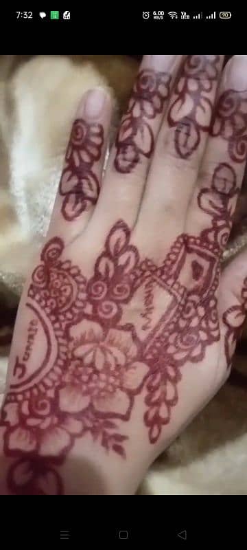 mehndi artist/mehndi designer 5