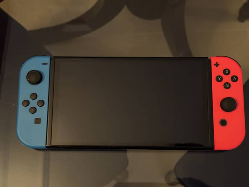 Nintendo Switch OLED 4