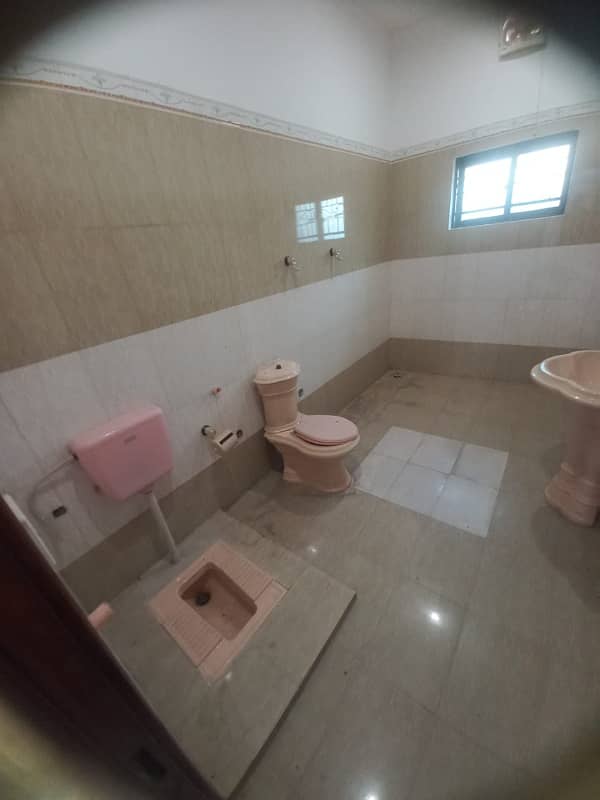 1 kanal house available for sale in Velencia housing society Lahore 10