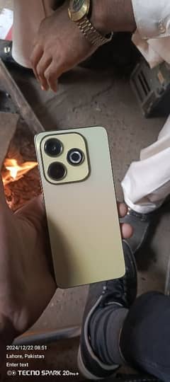 Infinix hot40 i