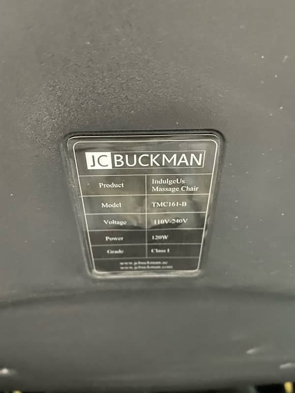 JcBuckman massage chair 4